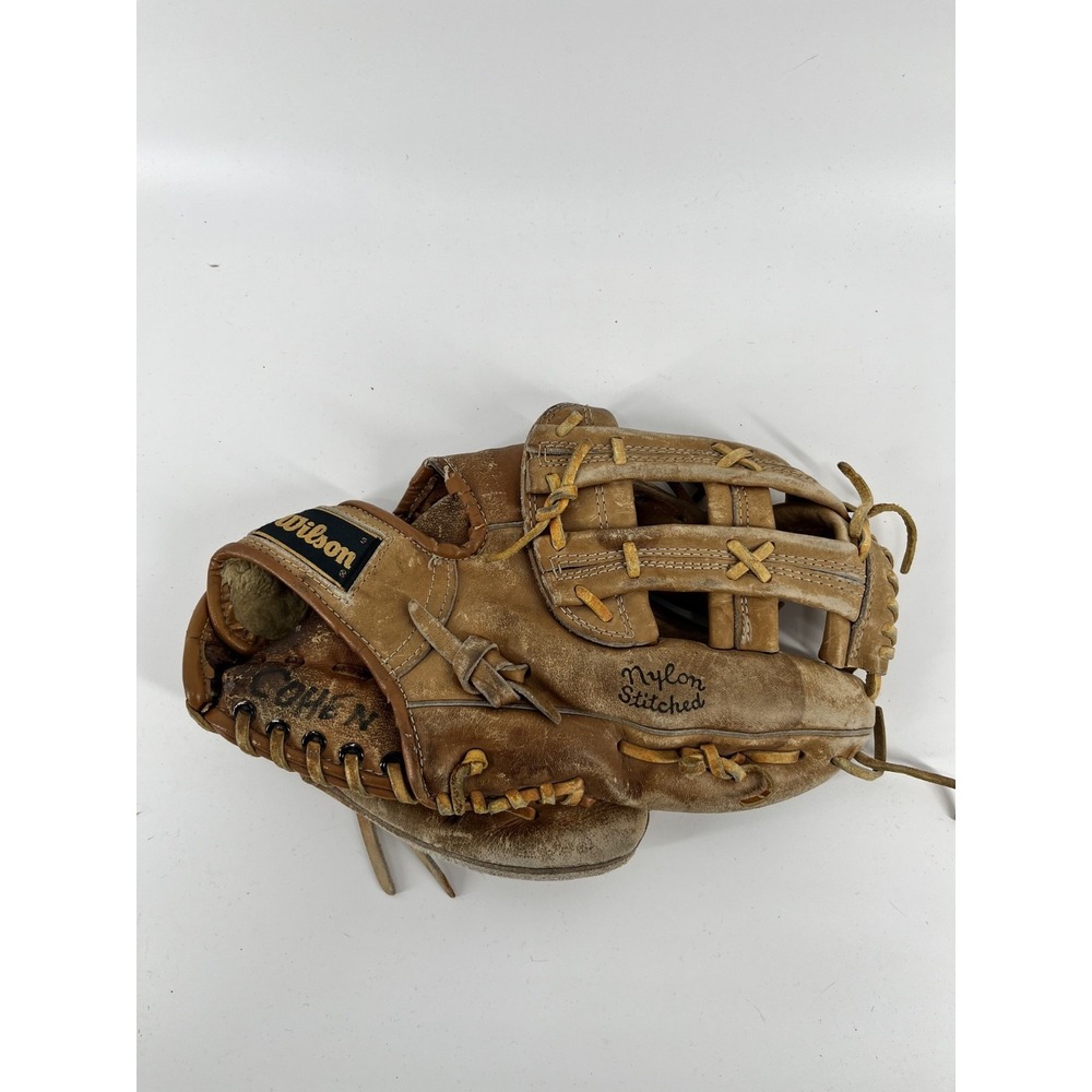 Wilson FIELDMASTER Baseball Glove Right Handed Thrower Leather Grip Tite